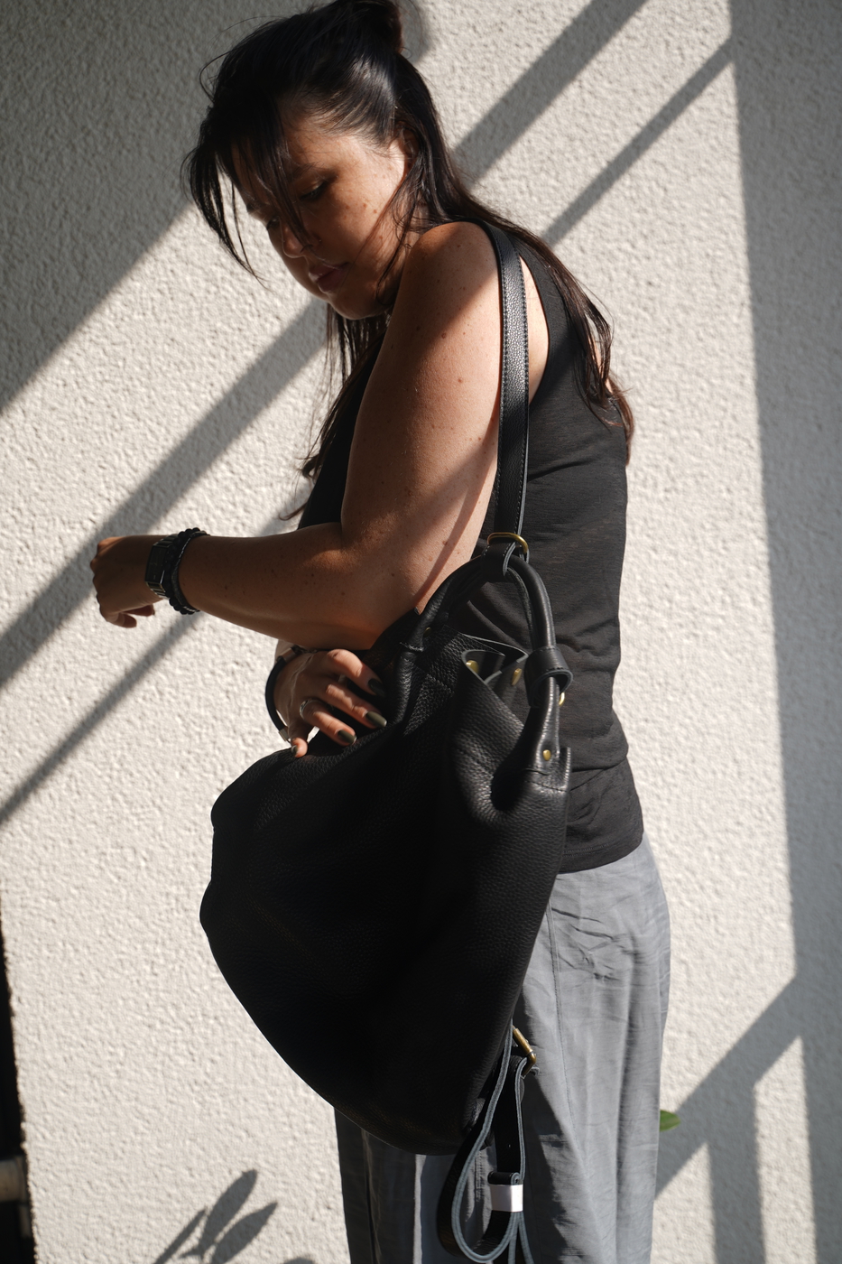 09 Пуловер Асимметрия цвет Чёрный, р ONESIZE