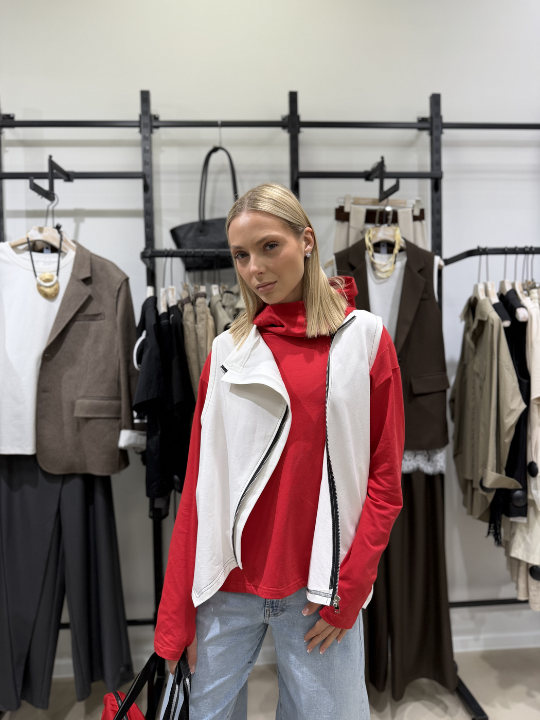 08 Жилет Облегченный 2нити цвет Белый,р.OverSize